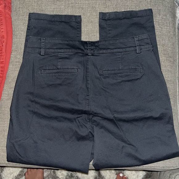 EUC LOFT Women’s Chino Pants in size 14 - white, charcoal grey, red, and green - Picture 6 of 12